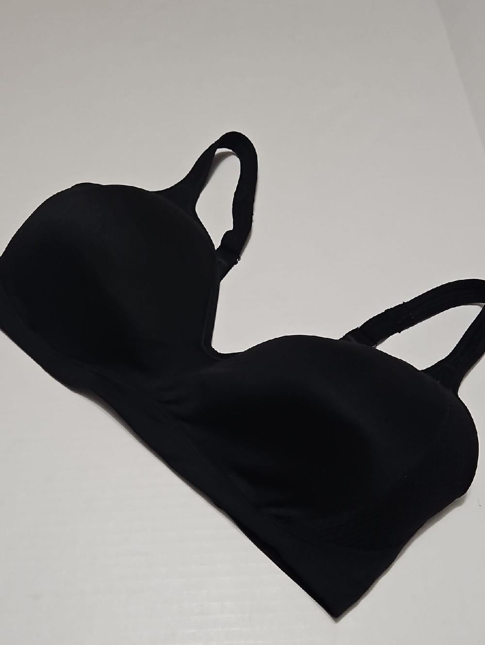 Bali Black Seamless Wireless Molded Cup Bra Size 40DD